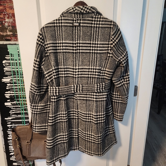 Calvin Klein Wool Blend Wrap Coat NWOT - Picture 2 of 4